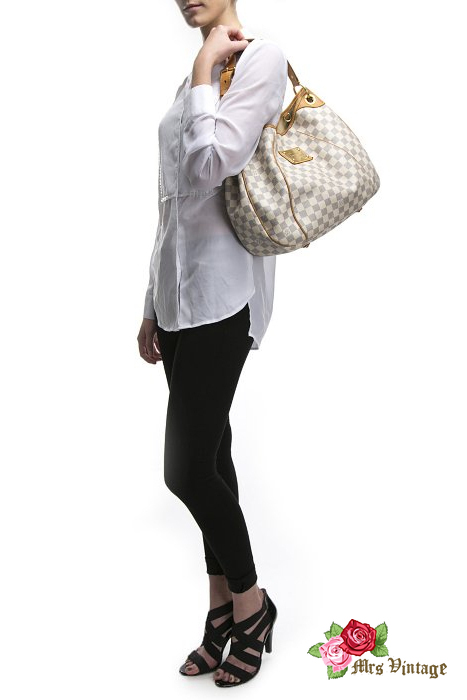 Louis Vuitton 2009 Pre-owned Damier Azur Galliera PM Shoulder Bag - White
